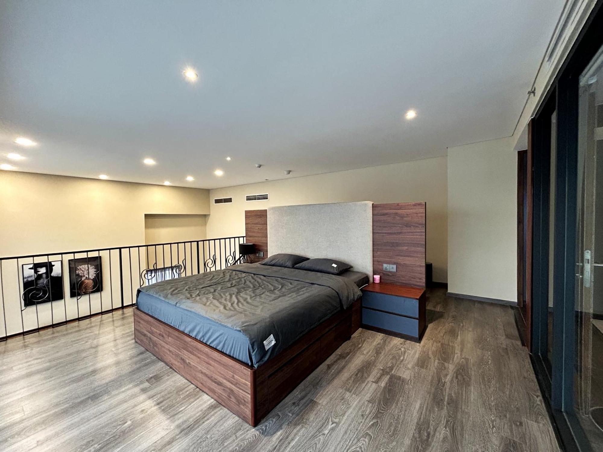Pentstudio West Duplex Apartment *