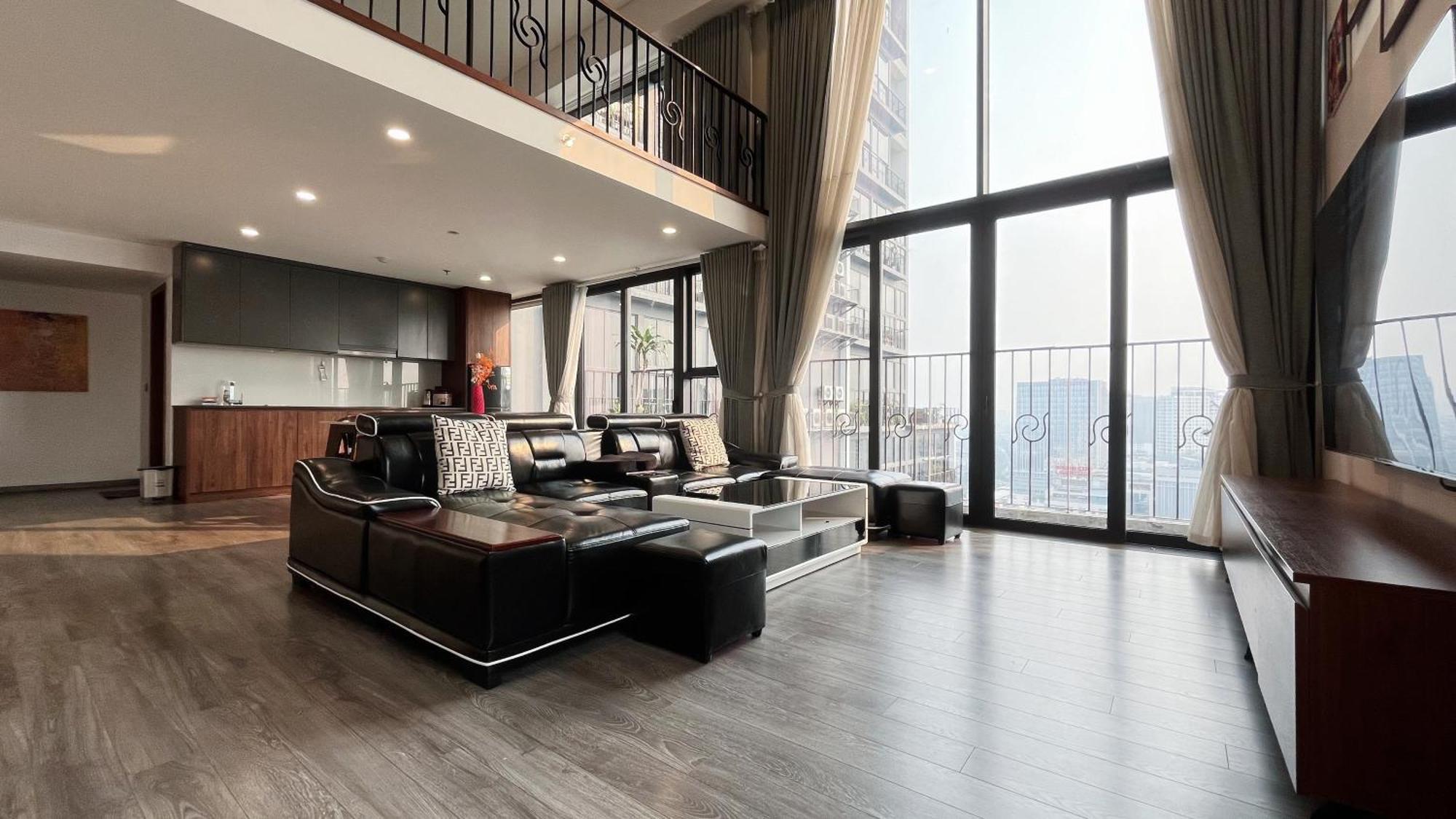 Pentstudio West Duplex Apartment